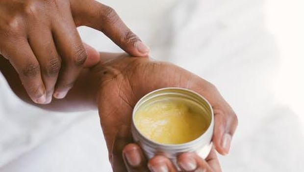 Ilustrasi petroleum jelly/