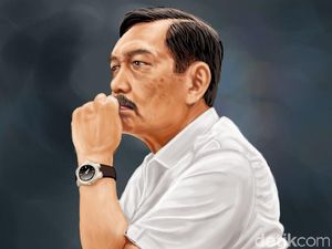 Dari Lubuk Hati Paling Dalam, Luhut Minta Warga Tahan Diri Tak ke Luar Negeri