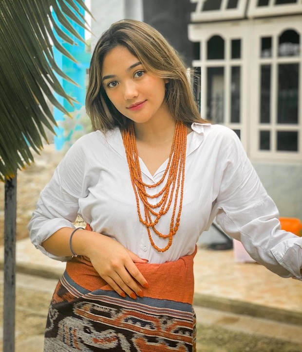 Marion Jola/instagram.com/lalamarionmj