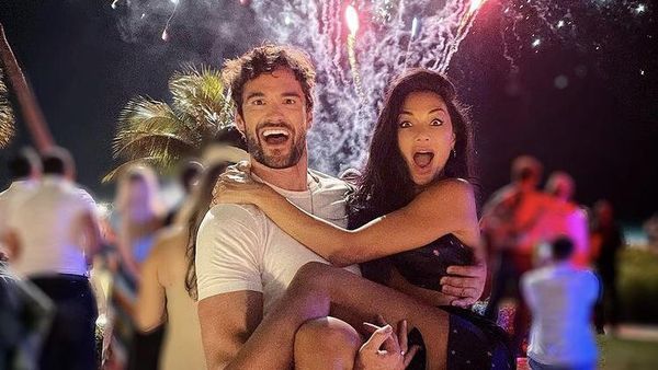 Foto Liburan Nicole Scherzinger Keliling Dunia di Tengah Pandemi