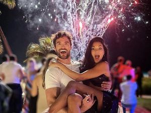 Foto Liburan Nicole Scherzinger Keliling Dunia di Tengah Pandemi