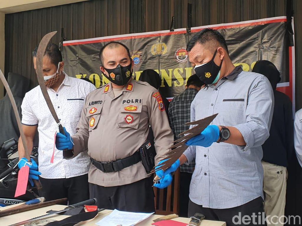 Berawal dari Saling Ejek di TikTok, Pemuda Dikeroyok-Dibacok di Sleman Berawal dari Saling Ejek di TikTok, Pemuda Dikeroyok-Dibacok di Sleman