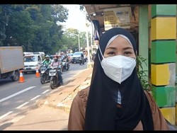 Romlah Lolos Penyekatan di Lenteng Agung: Mau Jenguk Kakak, Sekalian Arisan