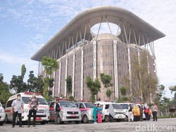 Corona Mengamuk di Riau, 60 Ambulans Dikerahkan Jemput 455 Pasien Isolasi