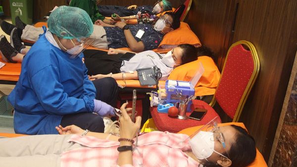 Semangat Donor Darah di Tengah Lonjakan COVID-19