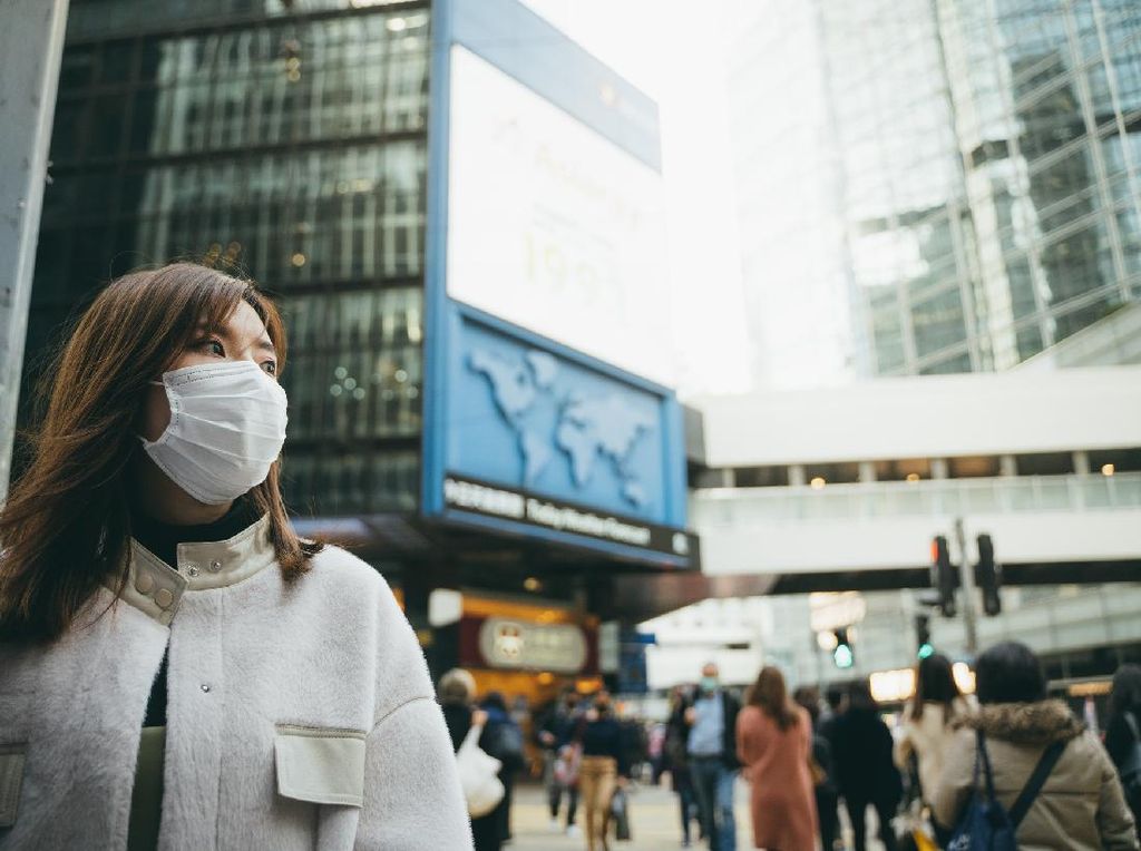 China Larang Warga yang Belum Vaksin Covid-19 Keluyuran di Tempat Umum China Larang Warga yang Belum Vaksin Covid-19 Keluyuran di Tempat Umum