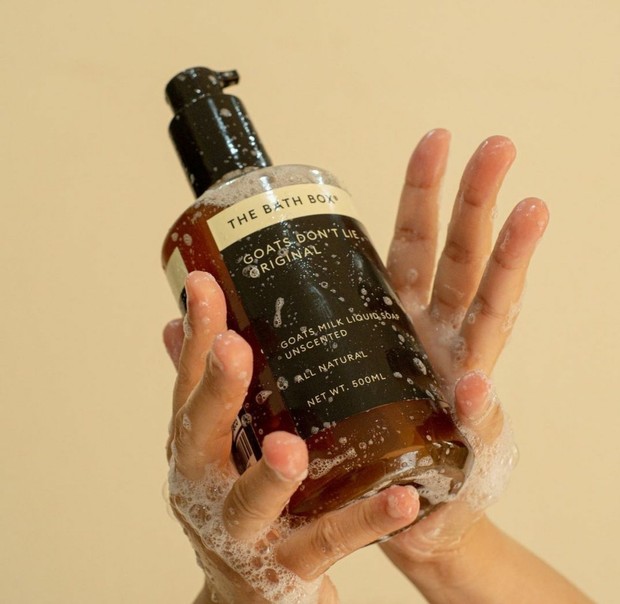 Cara menghilangkan jerawat punggung