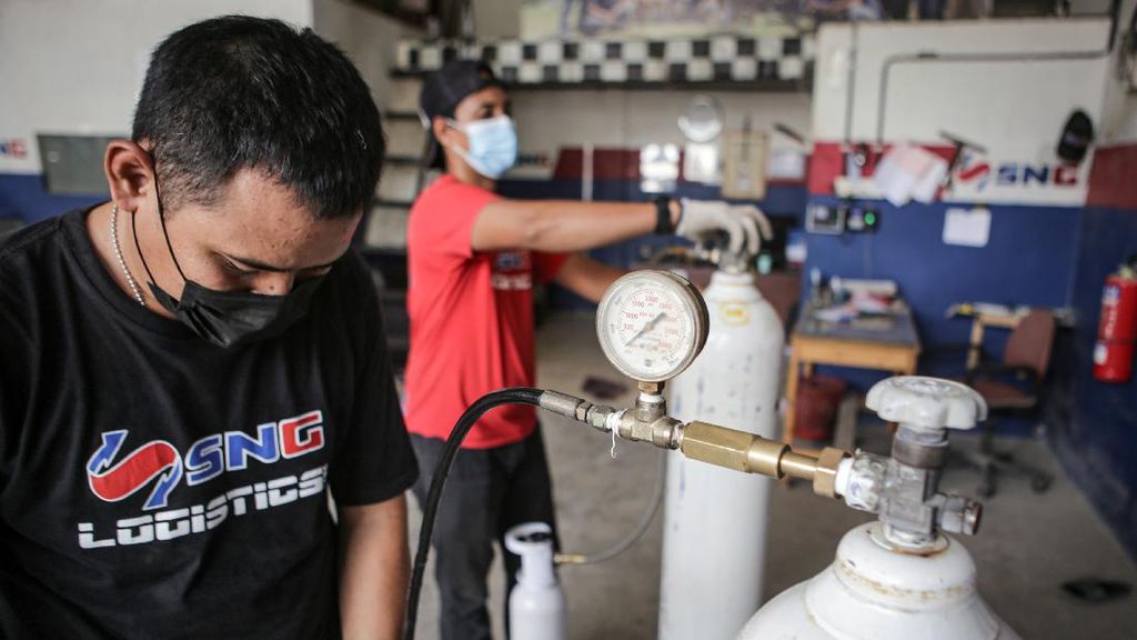 Catat, Ada Posko Pengisian Tabung Oksigen Gratis di Tangerang