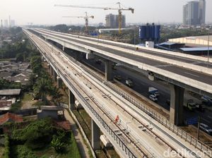 Tol Layang MBZ di Cibatu Arah Cikampek Macet Tol Layang MBZ di Cibatu Arah Cikampek Macet