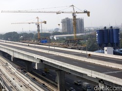 Tentang Larangan di Bahu Jalan Picu Tabrakan Beruntun di Tol MBZ