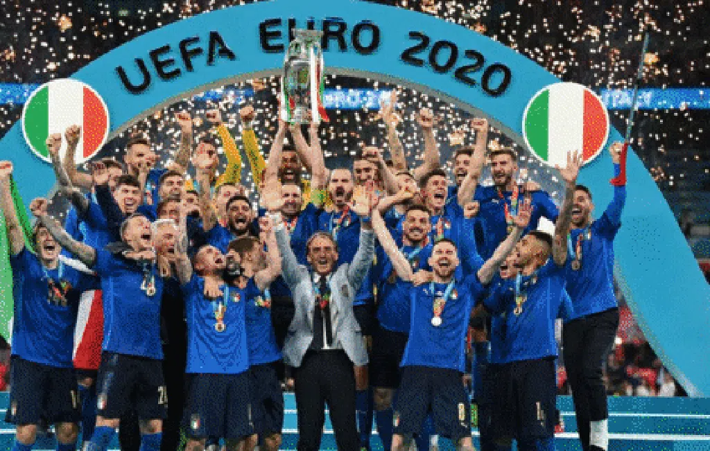 Foto Populer Sepekan: Italia Juara Euro 2020-Vaksin Berbayar Dibatalkan
