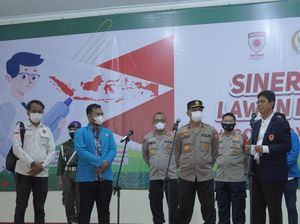 Mahasiswa, Polri dan DPR Gelar Vaksinasi 1.000 Dosis Sinovac di Kampus Mahasiswa, Polri dan DPR Gelar Vaksinasi 1.000 Dosis Sinovac di Kampus