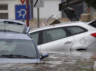 Mobil-mobil Ini Jadi Korban Banjir di Belgia