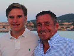 Remaja Belanda Kaya Raya Liburannya ke Antariksa