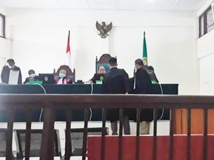 Tok! Pembunuh PSK di Hotel Palembang Divonis 15 Tahun Penjara Tok! Pembunuh PSK di Hotel Palembang Divonis 15 Tahun Penjara