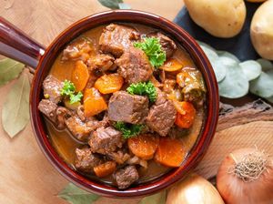 Akademisi Ungkap Kebanyakan Daging Kurban Bisa Bikin Usus Alami Ini Akademisi Ungkap Kebanyakan Daging Kurban Bisa Bikin Usus Alami Ini