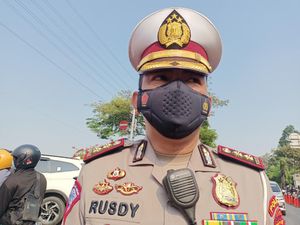Polisi Tak Lagi Sekat Warga di Flyover Pesing Jakbar: Susah Putar Balik