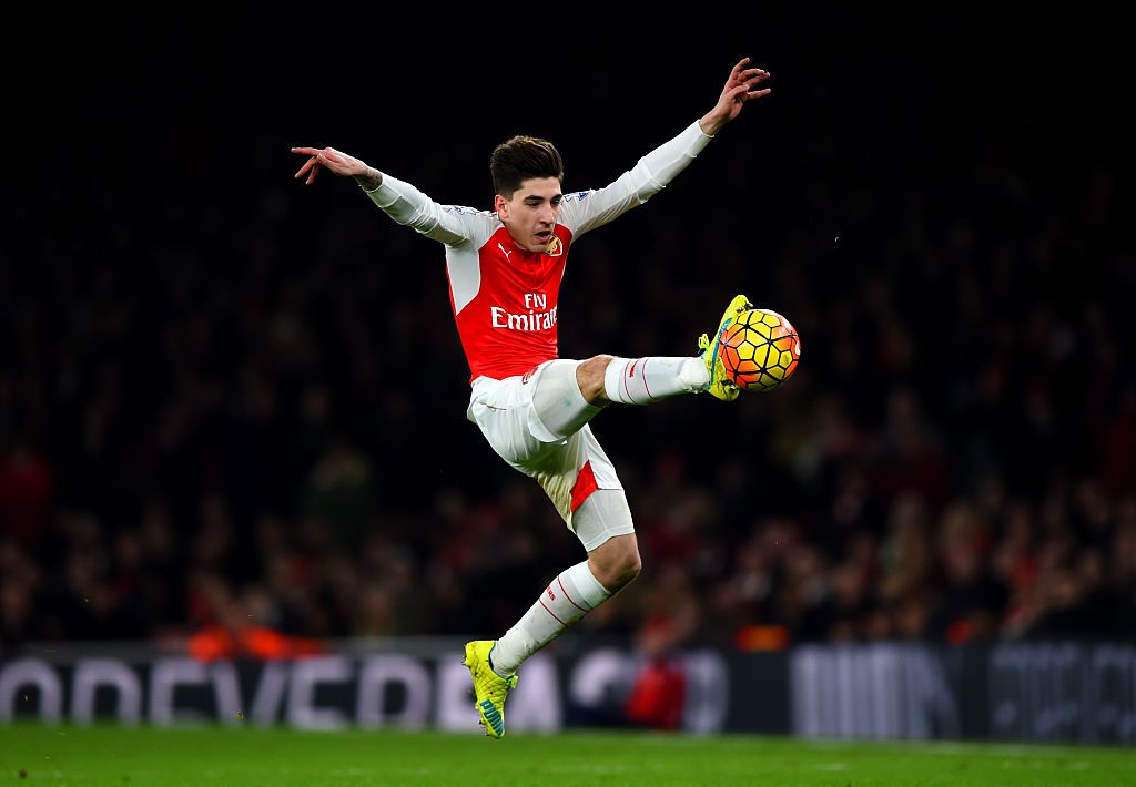 LONDON, ENGLAND - MAY 06:  Hector Bellerin of Arsenal during the UEFA Europa League Semi-final Second Leg match between Arsenal and Villareal CF at Emirates Stadium on May 06, 2021 in London, England. Sporting stadiums around Europe remain under strict restrictions due to the Coronavirus Pandemic as Government social distancing laws prohibit fans inside venues resulting in games being played behind closed doors. (Photo by Shaun Botterill/Getty Images)