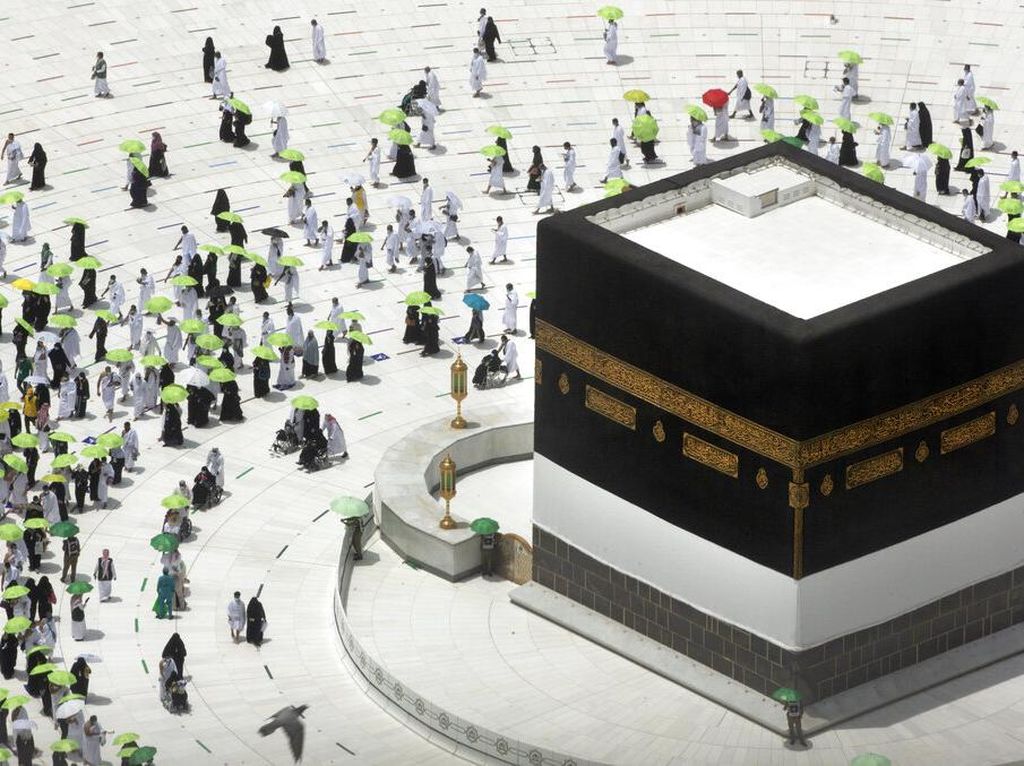 Laporan Langsung dari Makkah! Pelaksanaan Umrah di Masa Pandemi