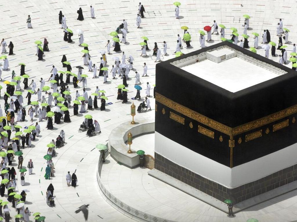 Laporan Langsung dari Makkah! Pelaksanaan Umrah di Masa Pandemi Laporan Langsung dari Makkah! Pelaksanaan Umrah di Masa Pandemi