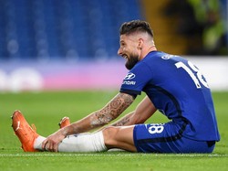 Giroud Melawan Kutukan Nomor 9 AC Milan