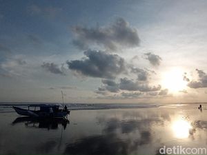 Pantau Tempat Wisata di Daerah PPKM Level 2, Disparbud Jabar: Belum Ramai Pantau Tempat Wisata di Daerah PPKM Level 2, Disparbud Jabar: Belum Ramai