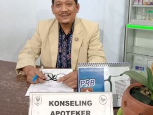 Apa Peran Apotek dan Apoteker dalam Program JKN-KIS?