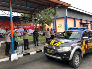 5 Ton Beras Bansos Mulai Didistribusikan di Banyuwangi