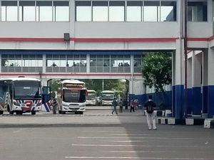Kisah Bus Hantu Superkilat Banyuwangi-Surabaya, Penumpang Bawa Tiket Tahun 1965 Kisah Bus Hantu Superkilat Banyuwangi-Surabaya, Penumpang Bawa Tiket Tahun 1965