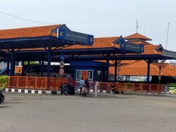 PPKM Darurat Diperpanjang, Begini Suasana Terminal Purabaya