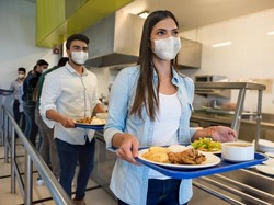 Hotman Paris Beri Tips Terkait Larangan Pemerintah Turunkan Masker Saat Makan