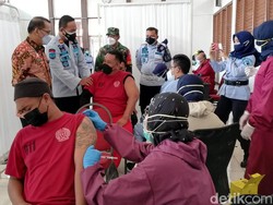 545 Warga Binaan Rutan Solo Divaksin Corona