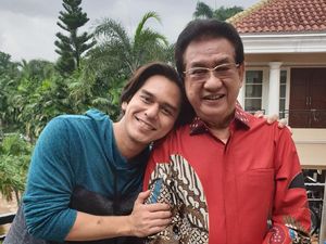 Anwar Fuady Ceritakan Kondisi Sang Istri Sebelum Meninggal Anwar Fuady Ceritakan Kondisi Sang Istri Sebelum Meninggal