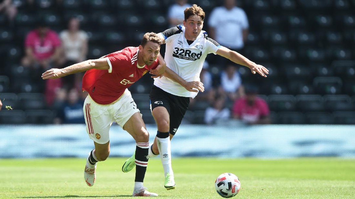 Man United menang 2-1 di markas Derby County pada laga pramusim. (Foto: Getty Images/Nathan Stirk)
