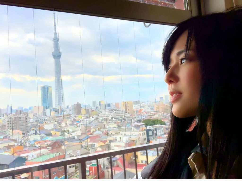 Bagaimana Jika sang Anak Tahu Sora Aoi Dulunya Bintang Porno? Bagaimana Jika sang Anak Tahu Sora Aoi Dulunya Bintang Porno?