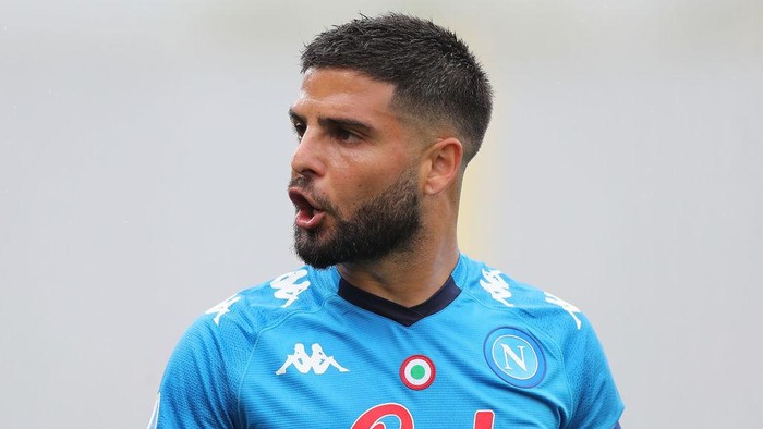FLORENCE, ITALY - MAY 16: Lorenzo Insigne of SSC Napoli reacts during the Serie A match between ACF Fiorentina  and SSC Napoli at Stadio Artemio Franchi on May 16, 2021 in Florence, Italy.  (Photo by Gabriele Maltinti/Getty Images)