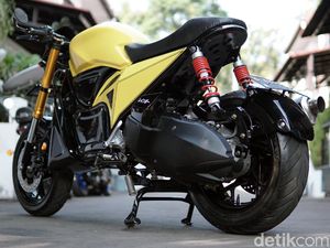 Berubah Total! Intip Modifikasi Yamaha Xmax 250 Jadi Cafe Racer
