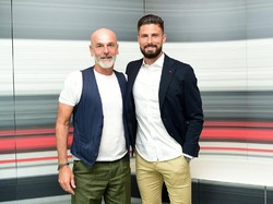 Gabung AC Milan, Olivier Giroud Sanjung Stefano Pioli