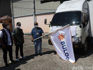 Bulog Mulai Salurkan Beras untuk Warga Jabar Terdampak PPKM Darurat