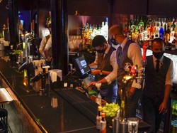 Inggris Cabut Pembatasan, Kelab Malam Dibuka Lagi Tanpa Prokes