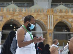 Ibadah Umroh Kembali Dibuka 8 Januari