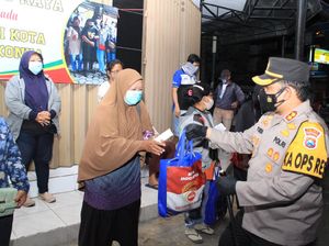 PKL dan Pegiat Seni Jaranan di Kota Kediri Dapat Bantuan Sembako