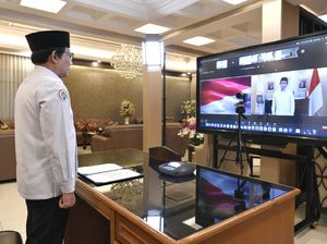 Pimpin Apel Pagi, Mendes Ingatkan Pegawai untuk Bersyukur & Berempati