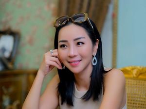 10 Potret Rumah Mewah Ratu Berlian Jakarta, Ada Lapangan Golf di Rooftop 10 Potret Rumah Mewah Ratu Berlian Jakarta, Ada Lapangan Golf di Rooftop