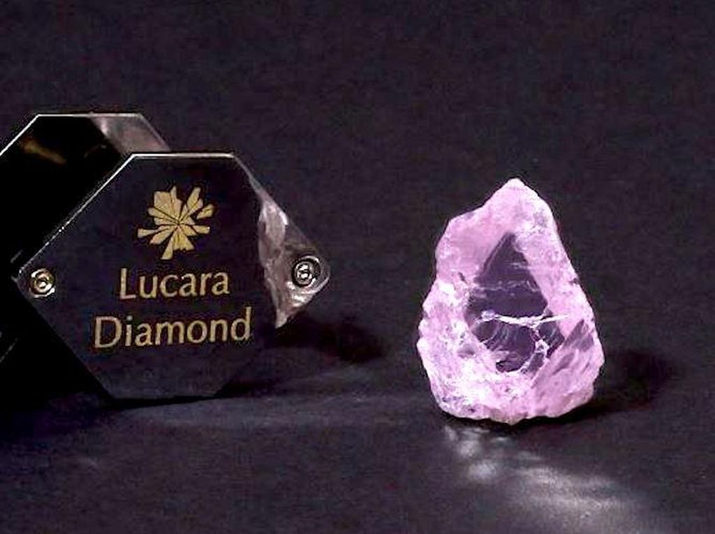 Ladies! Berlian Pink Terbesar Dunia Ditemukan di Afrika Ladies! Berlian Pink Terbesar Dunia Ditemukan di Afrika