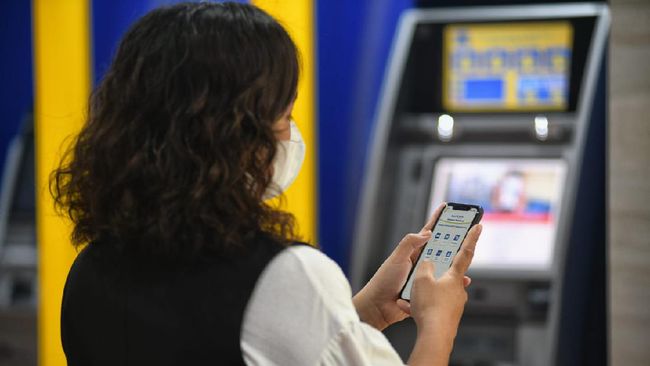 Menakar Potensi Kue Ekonomi Bank Digital Menakar Potensi Kue Ekonomi Bank Digital