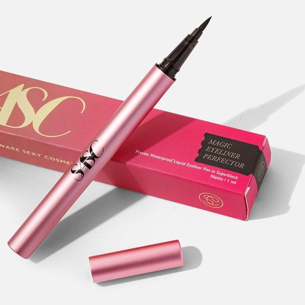 Eyeliner waterproof dari SASC/foto: sascofficial.com Eyeliner waterproof lokal