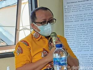 Warga Bondowoso yang Rebut dan Bakar Peti Mati Jenazah COVID Juga Tolak Vaksin