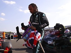 Hamilton Dihina, Hamilton Dibela