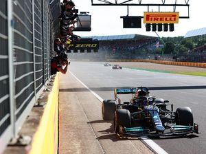 Hasil F1 GP Inggris 2021: Verstappen Crash, Hamilton Juara!